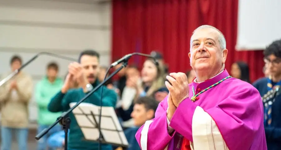«Fermare la tragedia della guerra\u00A0prima che\u00A0diventi una voragine irreparabile»: l’appello dell’arcivescovo di Cosenza per la pace\n