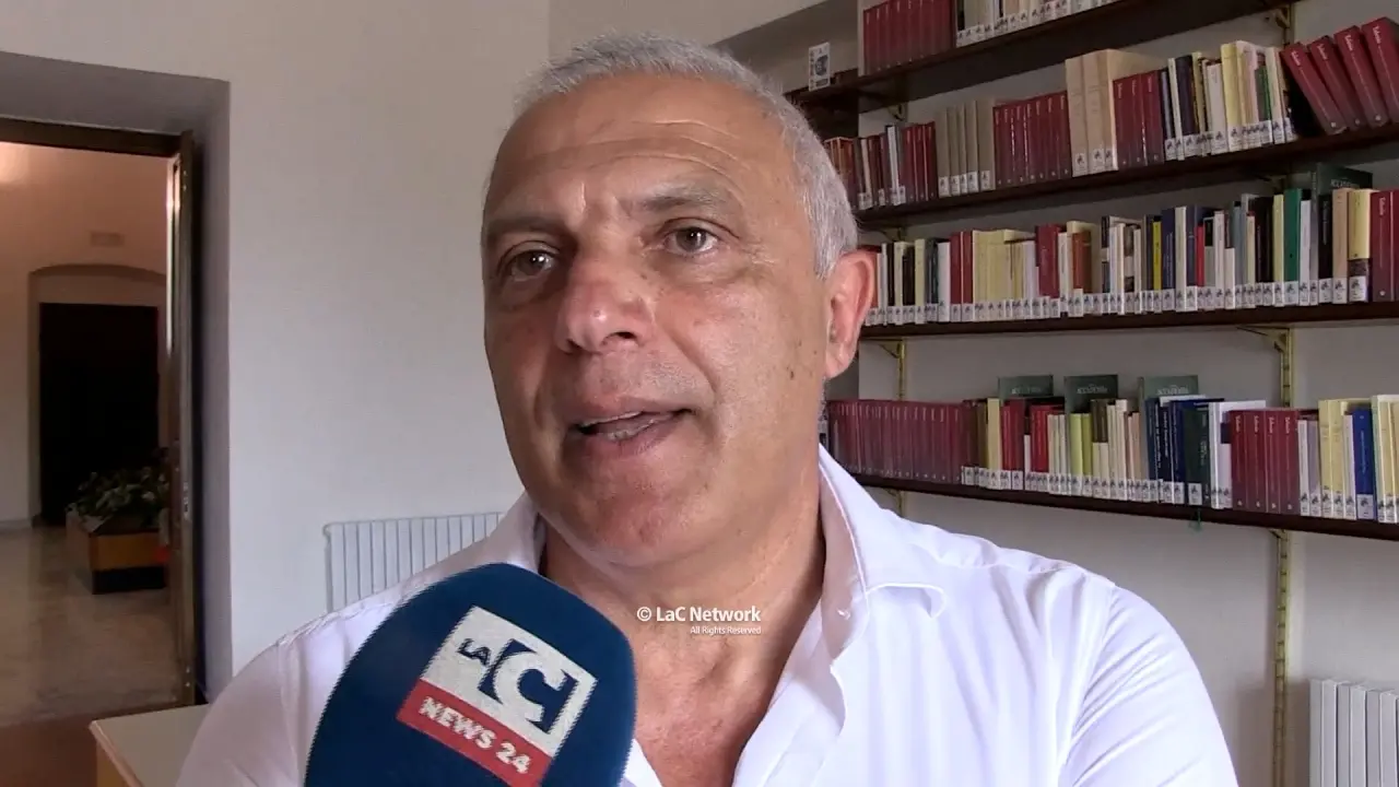 Un’aula dell’Unical intitolata a\u00A0Nuccio Ordine, in 1.800 firmano la petizione. E ora la richiesta arriva al rettore\n