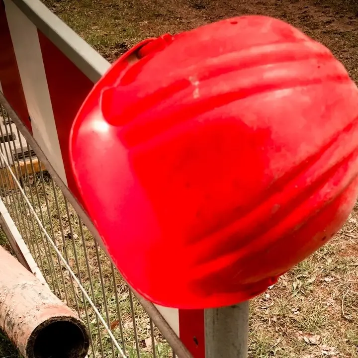 Era calabrese l’operaio morto sul lavoro a Como: è stato schiacciato da un blocco di cemento di due tonnellate e mezza