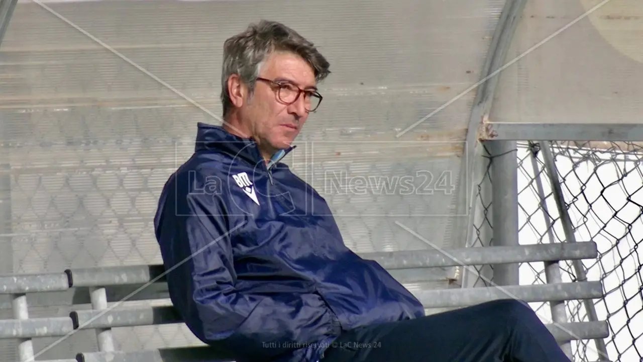 Eccellenza, per la panchina della DB Rossoblù Luzzi si raffredda la pista Morelli:\u00A0il nome nuovo è\u00A0 Renato Mancini\n