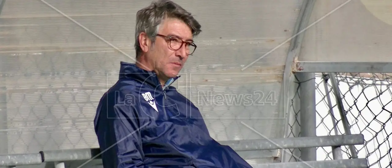 Eccellenza, per la panchina della DB Rossoblù Luzzi si raffredda la pista Morelli:\u00A0il nome nuovo è\u00A0 Renato Mancini\n