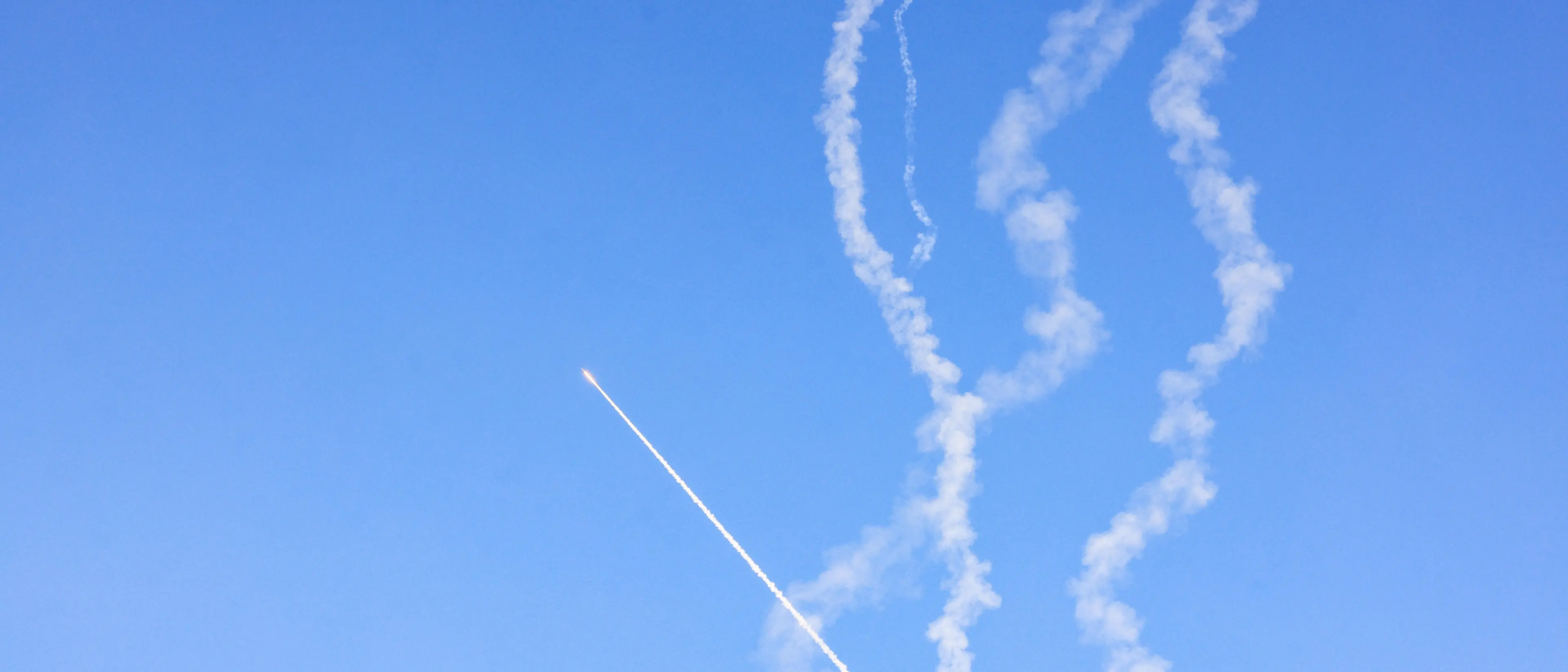 L’Iran lancia missili contro\u00A0base militare\u00A0Usa in Qatar, al via la rappresaglia dopo l’attacco ai siti nucleari