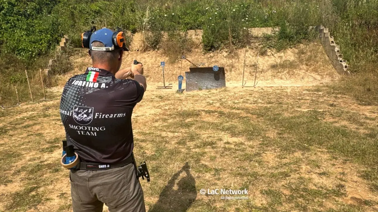 Mondiale di tiro dinamico, c’è anche il vibonese Andrea Iorfino tra gli azzurri: «Emozione fortissima, non vedo l’ora»