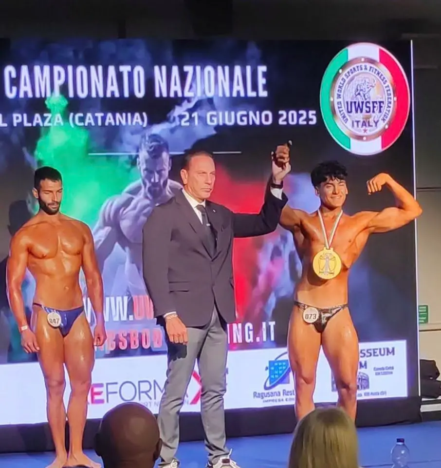 Bodybuilding,\u00A0Daniel Sokolov porta Soverato sul podio:\u00A0il 17enne\u00A0brilla nel circuito nazionale e internazionale\n