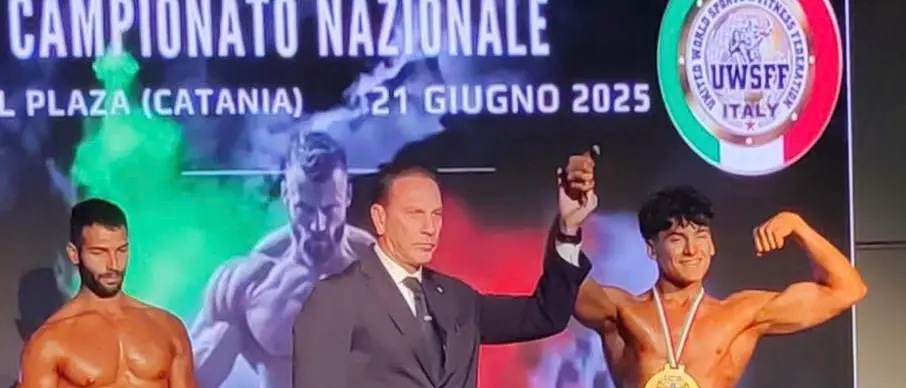 Bodybuilding,\u00A0Daniel Sokolov porta Soverato sul podio:\u00A0il 17enne\u00A0brilla nel circuito nazionale e internazionale\n