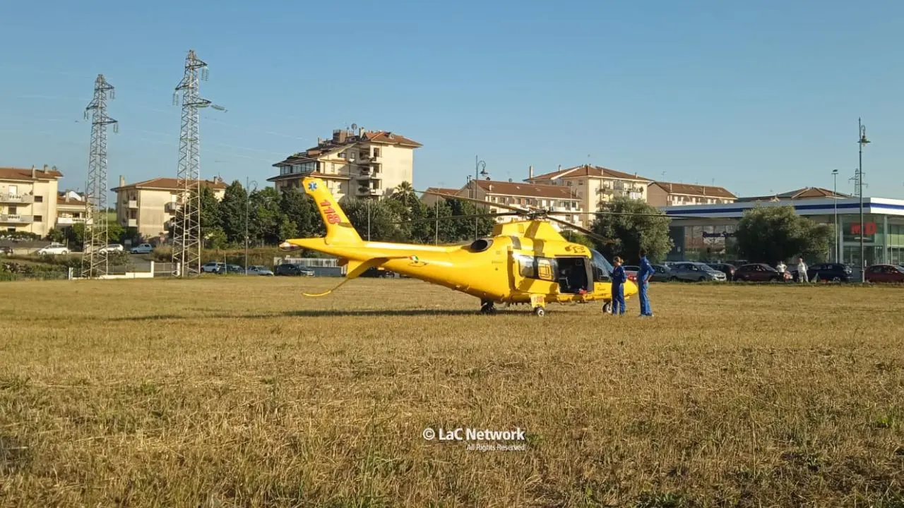 Nessuna ambulanza disponibile a Vibo, per un malore interviene l’elisoccorso da Lamezia ma all’arrivo non c’è più nulla da fare