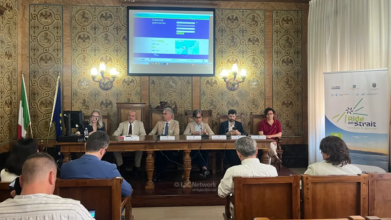 Ride on Strait, turismo e mobilità nell’area dello Stretto: presentato il\u00A0portale digitale che unisce Reggio Calabria e Messina\n