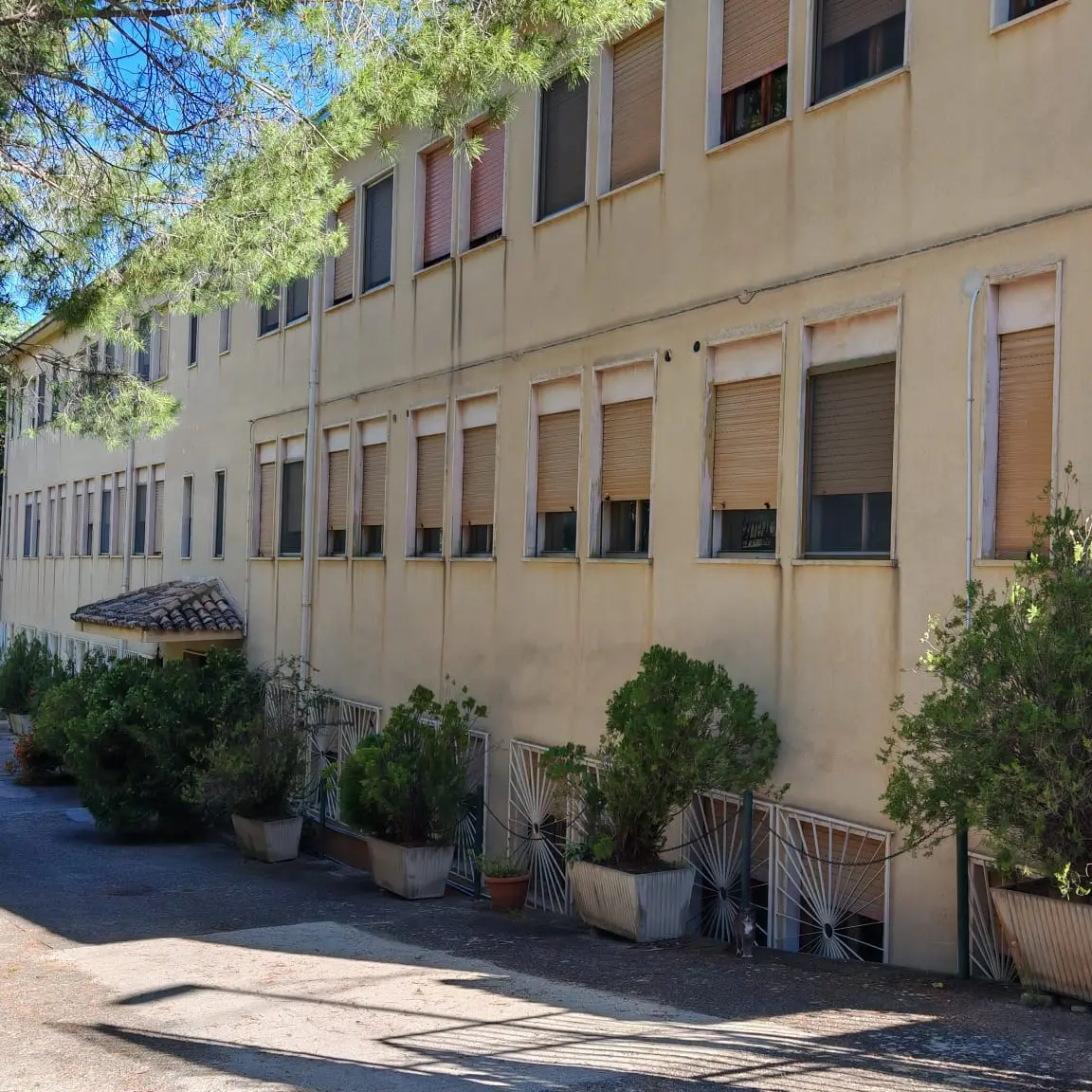 Rossano, dopo quattrocento anni chiude il Monastero delle Clarisse. Mons. Aloise: «Per secoli un faro di fede, accoglienza e carità»