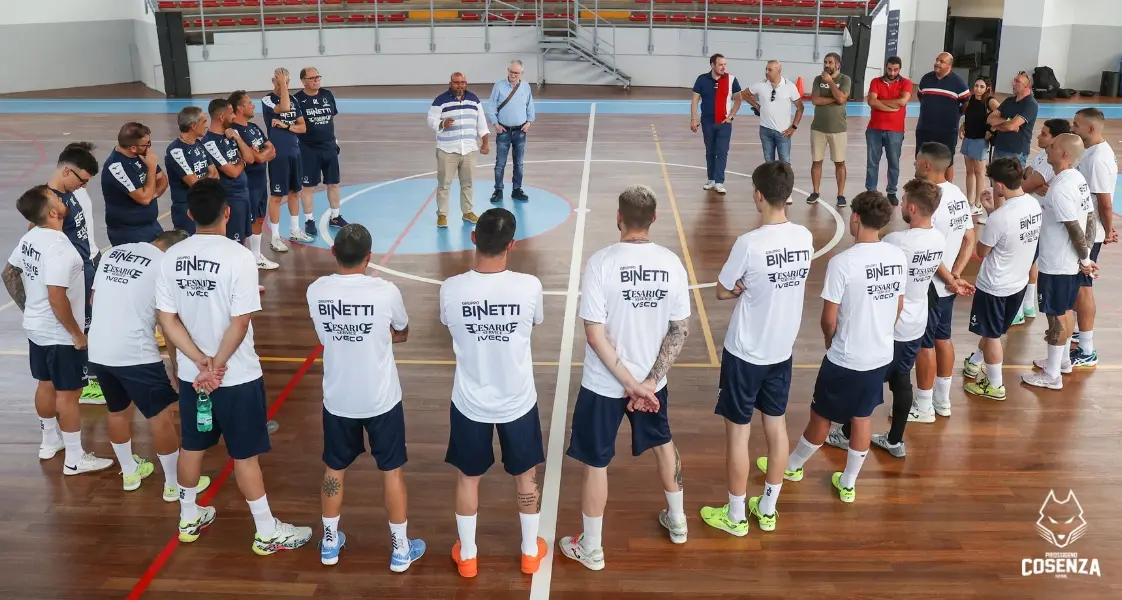 Pirossigeno Cosenza, si inizia a programmare la nuova stagione: in sei hanno fatto le valigie, novità basket\n