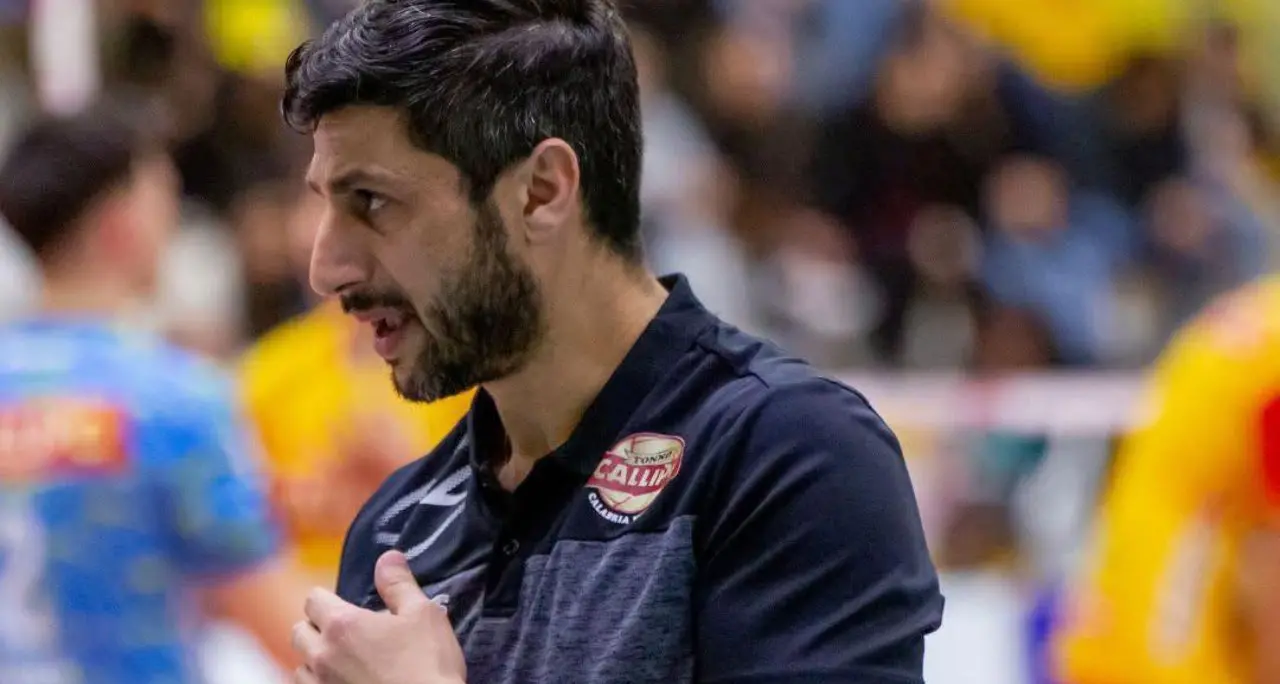 Volley, la Tonno Callipo riconferma coach Francesco Defina: «Obiettivi? Lottare per il titolo regionale U17 e fare bene la fase nazionale»\n