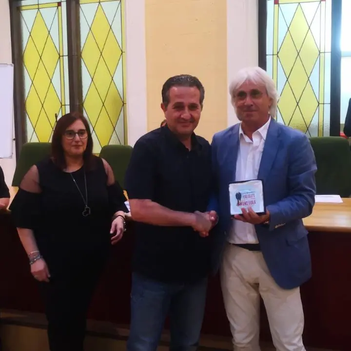 Dilettanti, soddisfazione per il Bocale: Piero Lo Gatto premiato come miglior allenatore di Eccellenza 2024/25\n