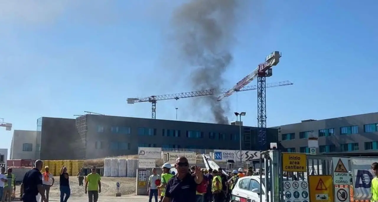 Attacco all’ospedale della Sibaritide, la Uil: «Lo Stato intervenga dopo intimidazioni e sabotaggi»\n