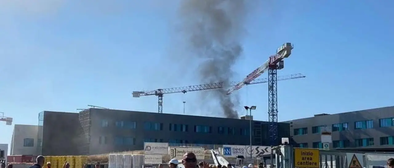 Attacco all’ospedale della Sibaritide, la Uil: «Lo Stato intervenga dopo intimidazioni e sabotaggi»\n