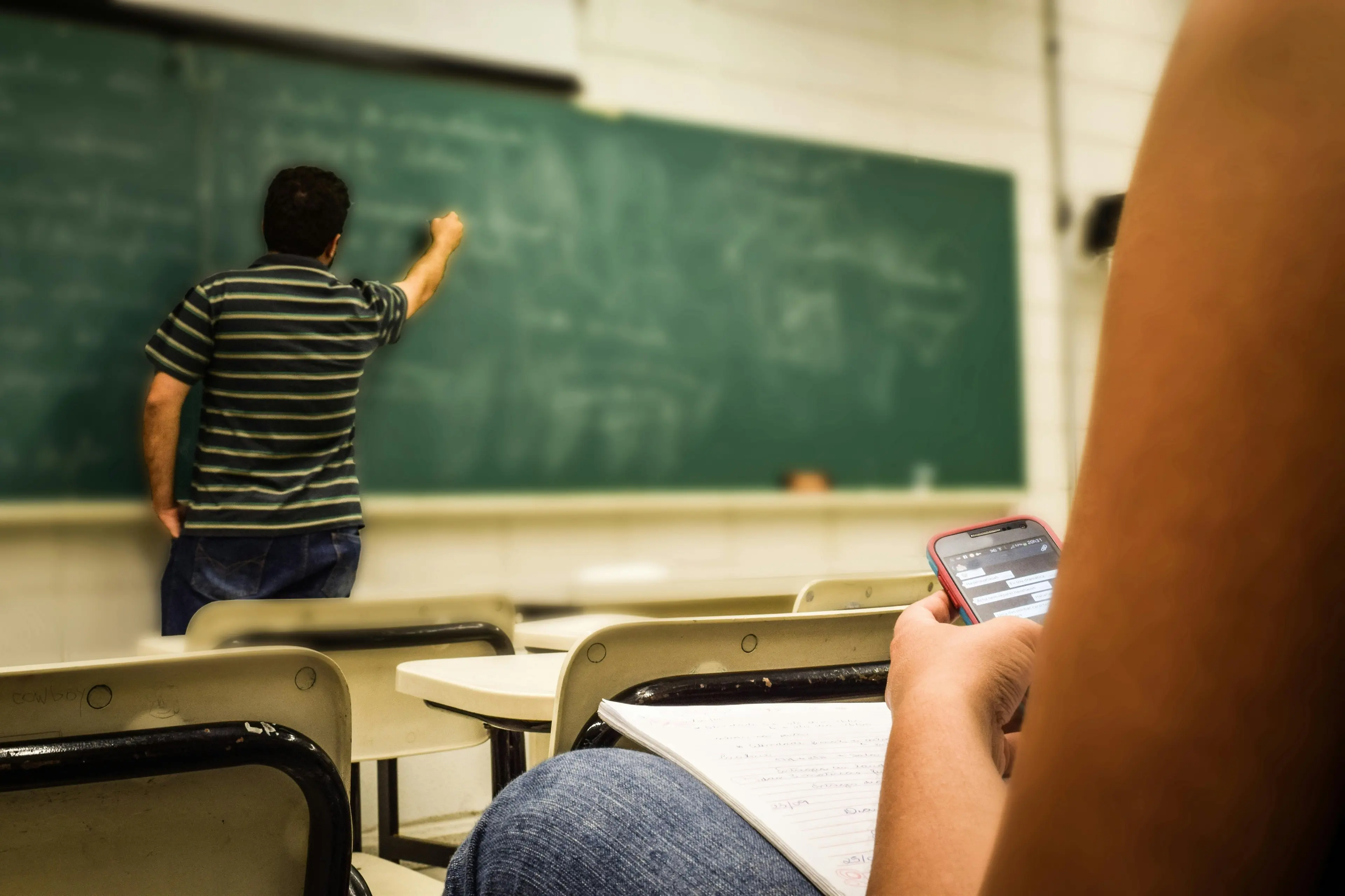 «Troppi trasferimenti al Centro-Sud legati alla 104»: il Coordinamento docenti chiede un’indagine nazionale\n