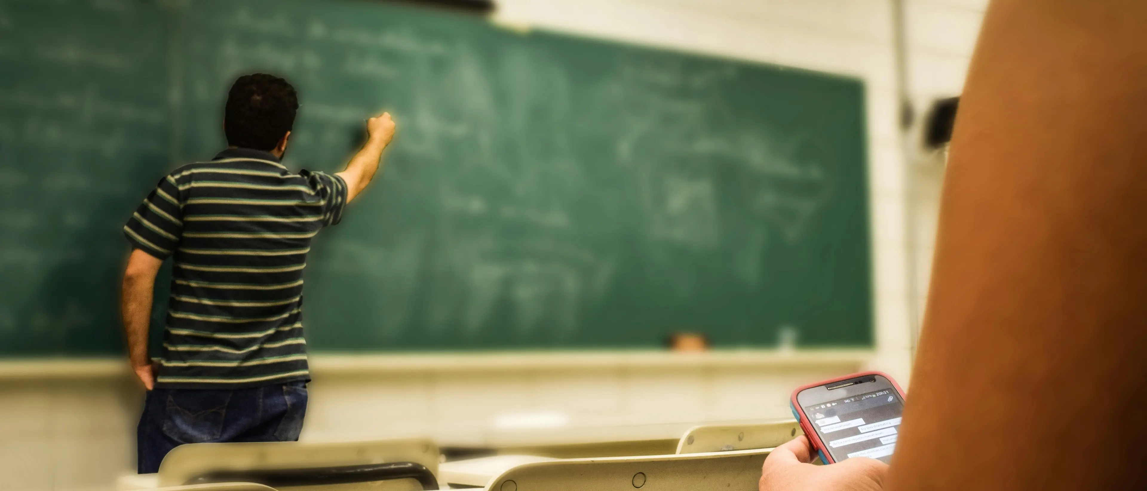 «Troppi trasferimenti al Centro-Sud legati alla 104»: il Coordinamento docenti chiede un’indagine nazionale\n