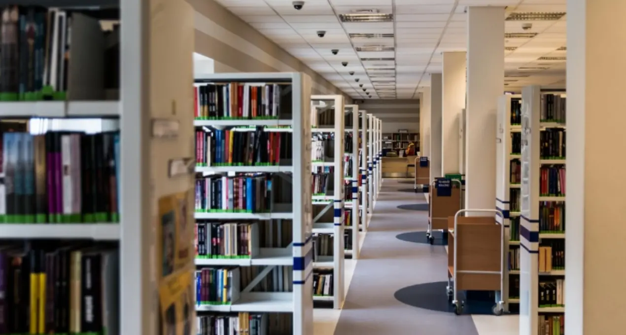 Biblioteche e archivi storici in Calabria, dalla Regione 6 milioni: «Risorse inestimabili da preservare»\n
