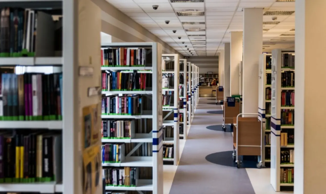 Biblioteche e archivi storici in Calabria, dalla Regione 6 milioni: «Risorse inestimabili da preservare»\n