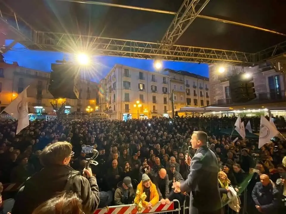 Di Maio a Lamezia Terme: «M5S sarà in consiglio regionale»