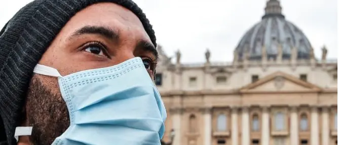 Coronavirus, la CEI: «Sospese messe e celebrazioni funebri»