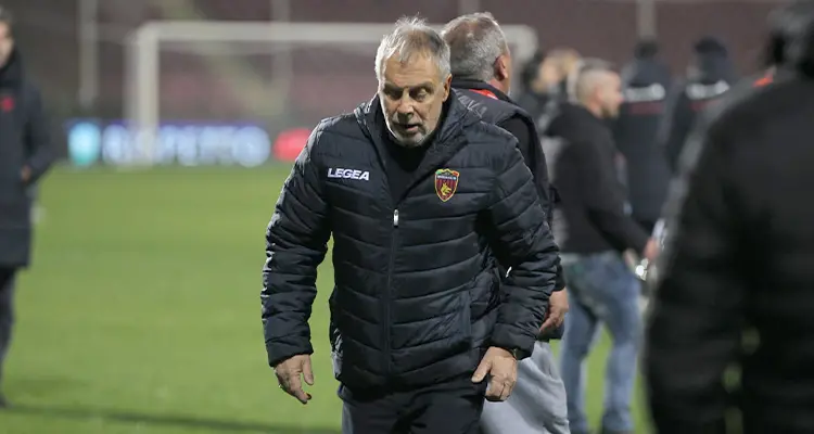 Braglia e gestione sportiva. Guarascio mette tutto in discussione