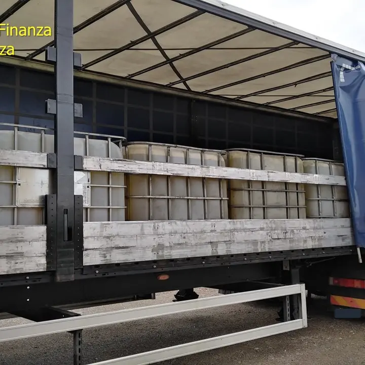 Scoperta truffa sul gasolio agricolo, evasione per oltre 23 milioni di euro