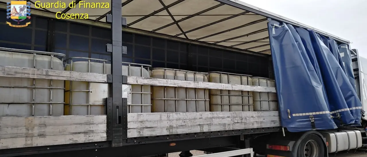 Scoperta truffa sul gasolio agricolo, evasione per oltre 23 milioni di euro