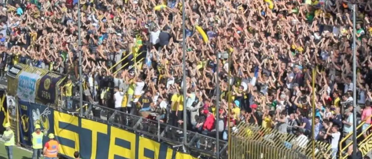 Coronavirus, la Juve Stabia dona 5mila mascherine all'ospedale