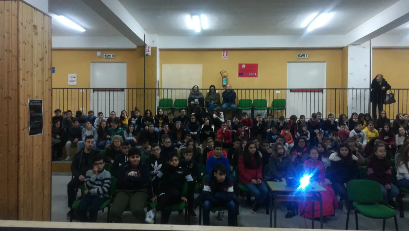 Il Multirischi Arpacal incontra le scolaresche a Parenti e Rogliano