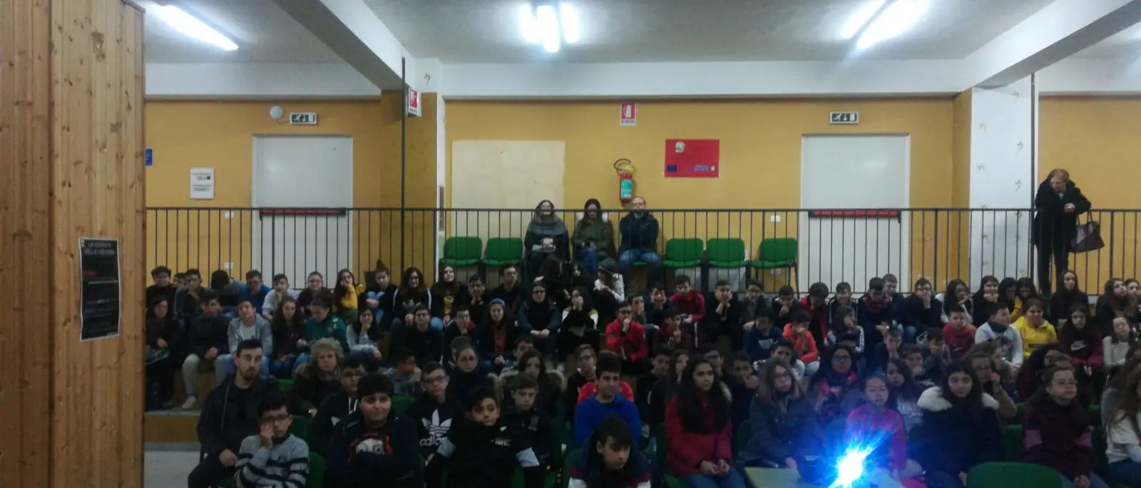 Il Multirischi Arpacal incontra le scolaresche a Parenti e Rogliano