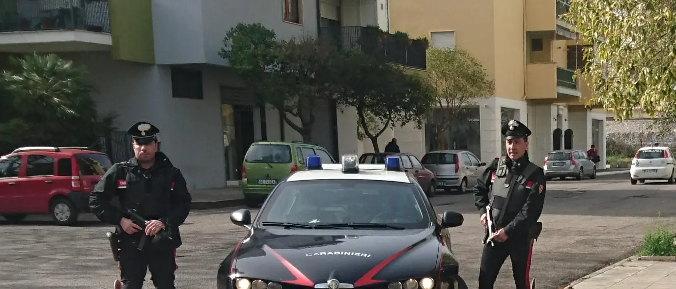 Evade dagli arresti domiciliari, fermato dai carabinieri di Corigliano