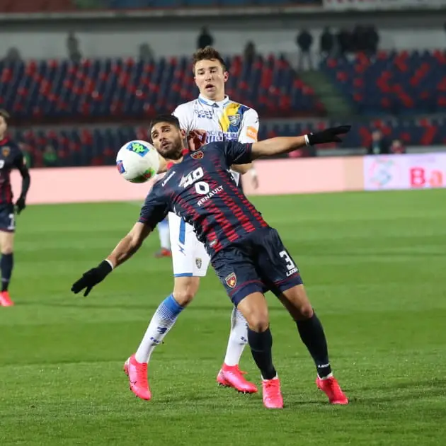 (Co)senza anima e identità. Il Frosinone passeggia al Marulla: 0-2