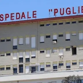 Nuovi casi sospetti di coronavirus in Calabria, tamponi positivi a Catanzaro
