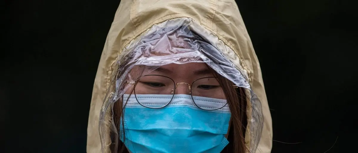 Coronavirus, appello di Ricciardi: «Mascherine solo alle persone malate»