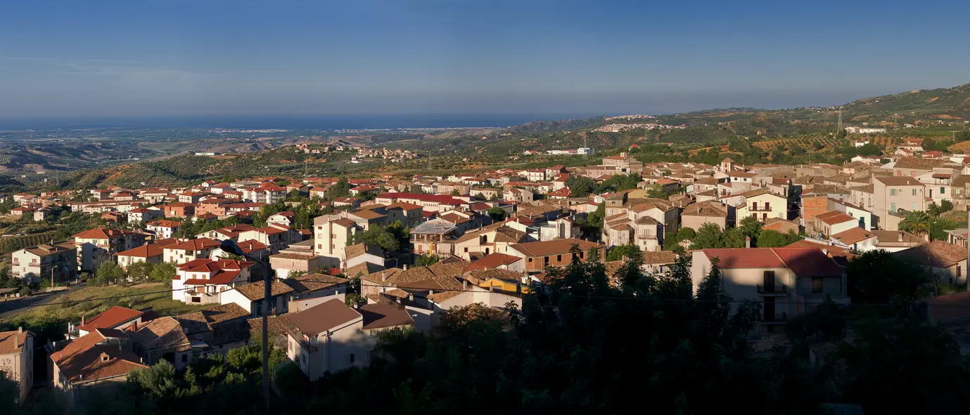 Coronavirus, da Codogno a San Demetrio Corone in isolamento volontario