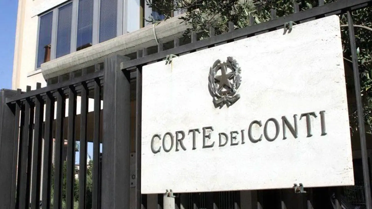 «Occhiuto e gli assessori condannati si dimettano»