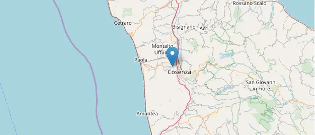 Terremoto a Rende, gente in strada. Scossa molto forte: gli aggiornamenti