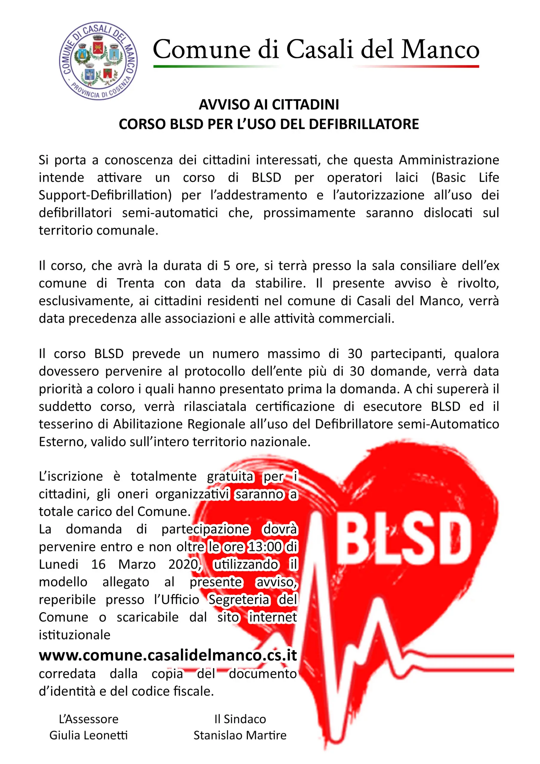 Casali del Manco, ecco i defribillatori: un corso su come usarli