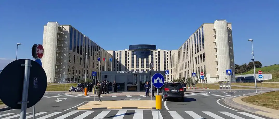 Assunzioni e forniture, i dubbi del Pd sui bandi regionali