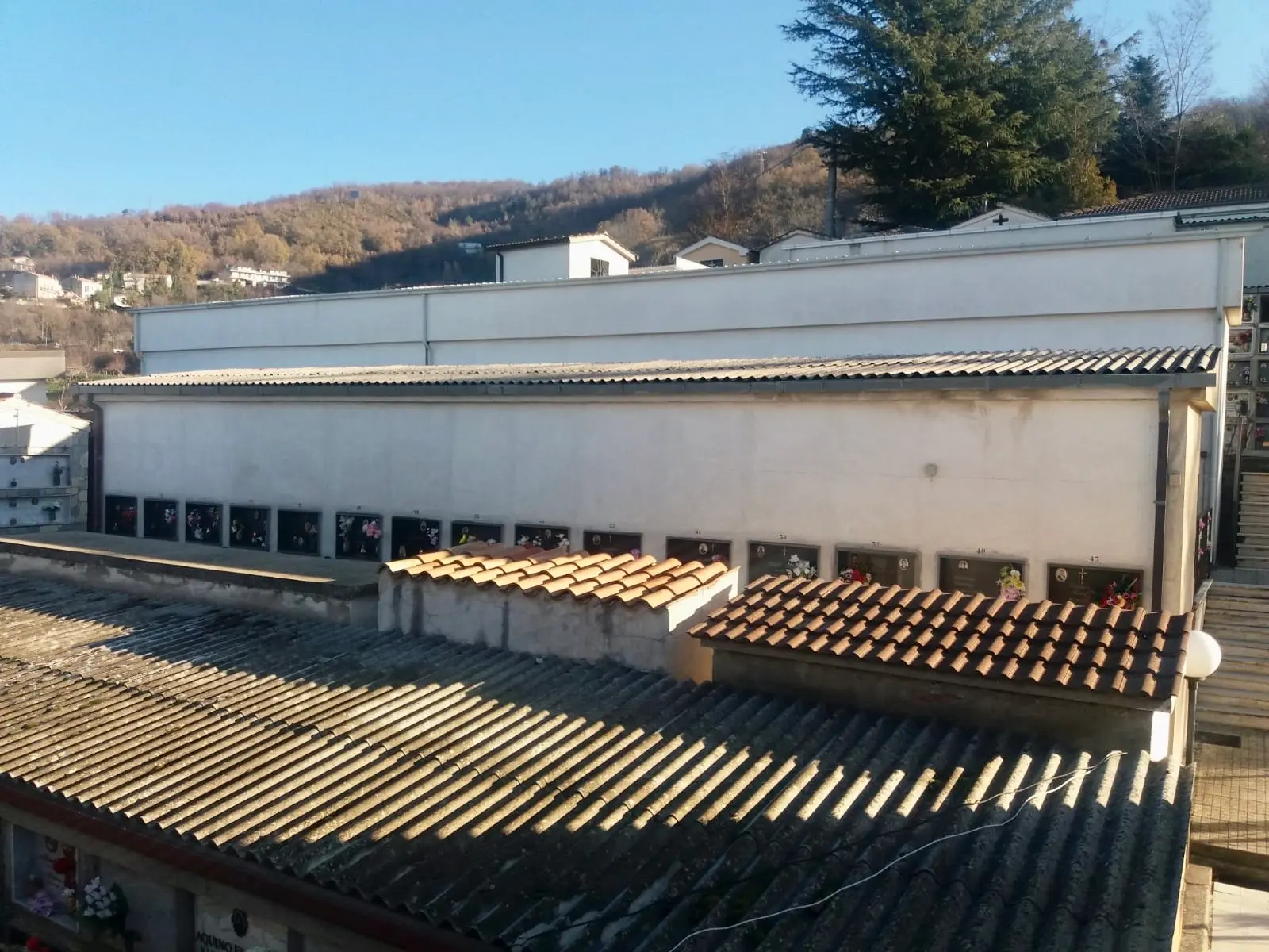 Spezzano Piccolo, rimosso amianto nel cimitero