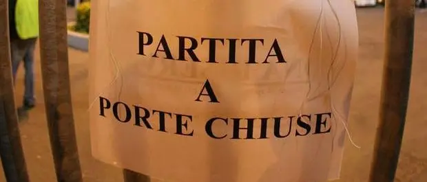 Coronavirus, Conte non chiude solo gli stadi