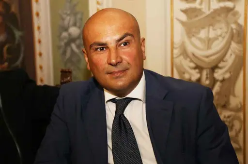Bare da tumulare, anche Spadafora vuole discuterne