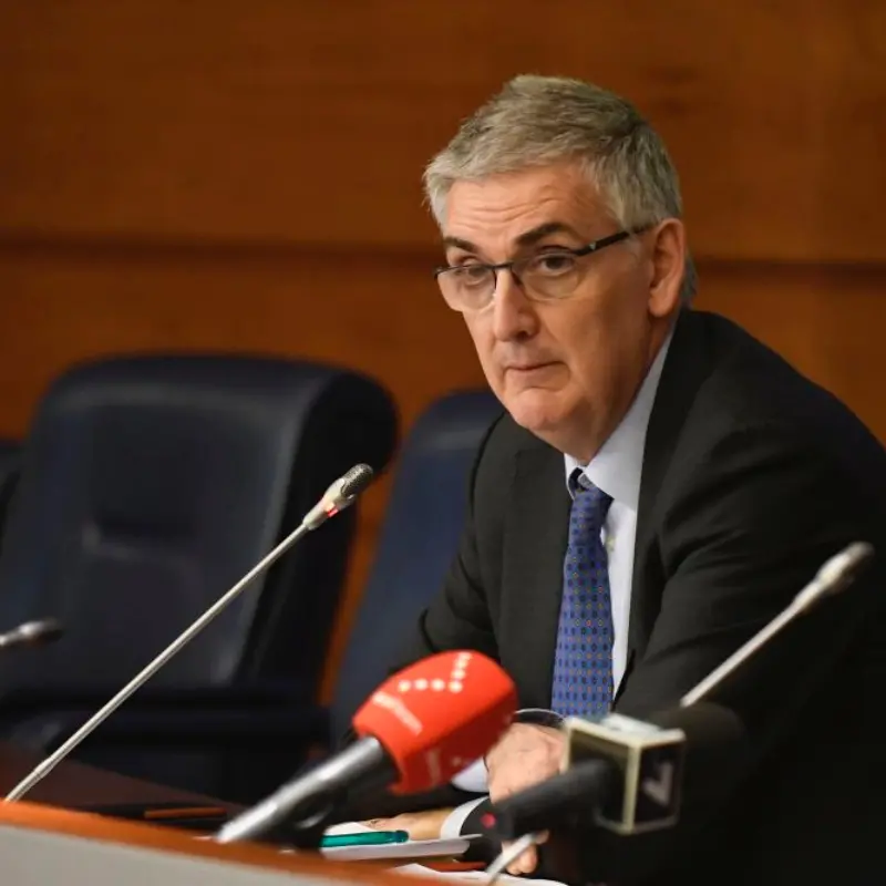 Covid, Rt Italia stabile, ma cala incidenza casi: i dati