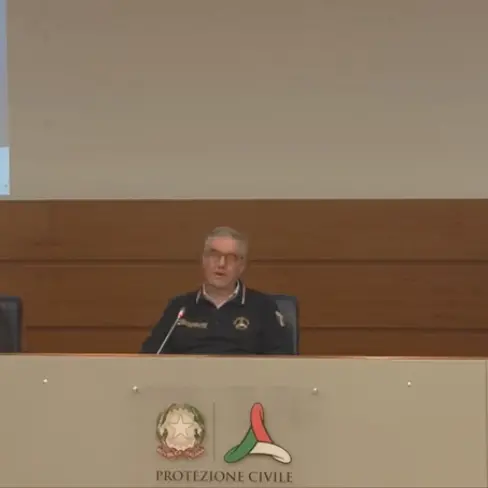 L'Istituto Superiore di Sanità: «Curva epidemica in crescita, state a casa»
