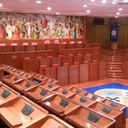 «Democrazia sospesa in Calabria, intervenga Roma»