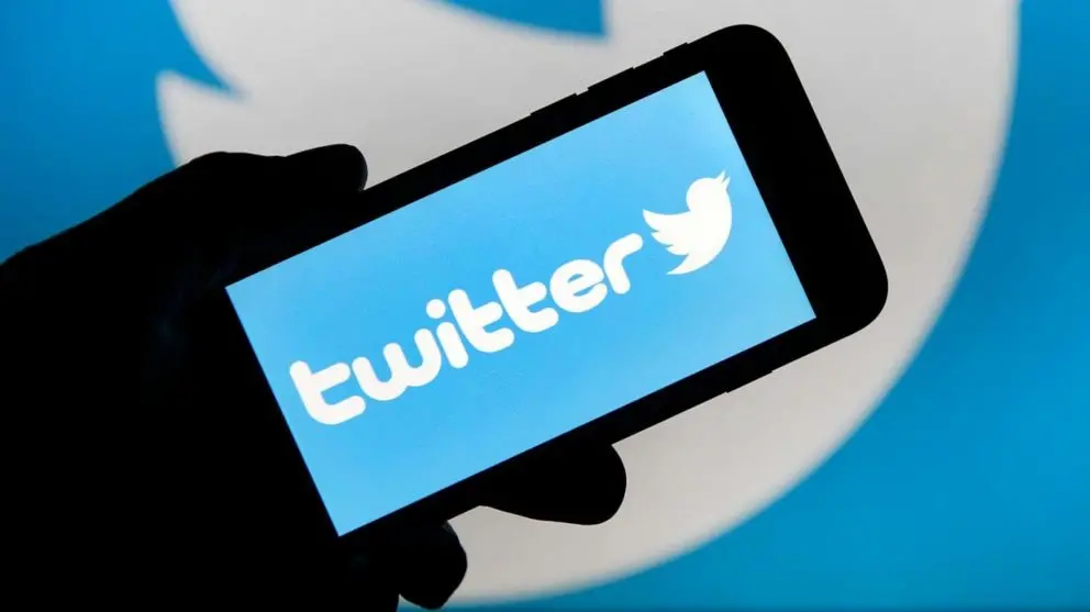 Fascisti da tastiera, su Twitter è boom per #Mussolini