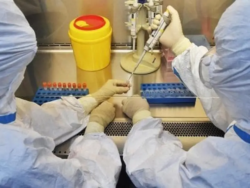 Quarantena infinita, tutto bloccato a Catanzaro. Niente reagenti da 3 giorni
