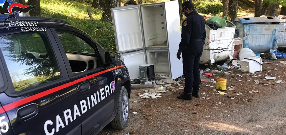 Montalto Uffugo, rifiuti abbandonati: sanzionati i trasgressori