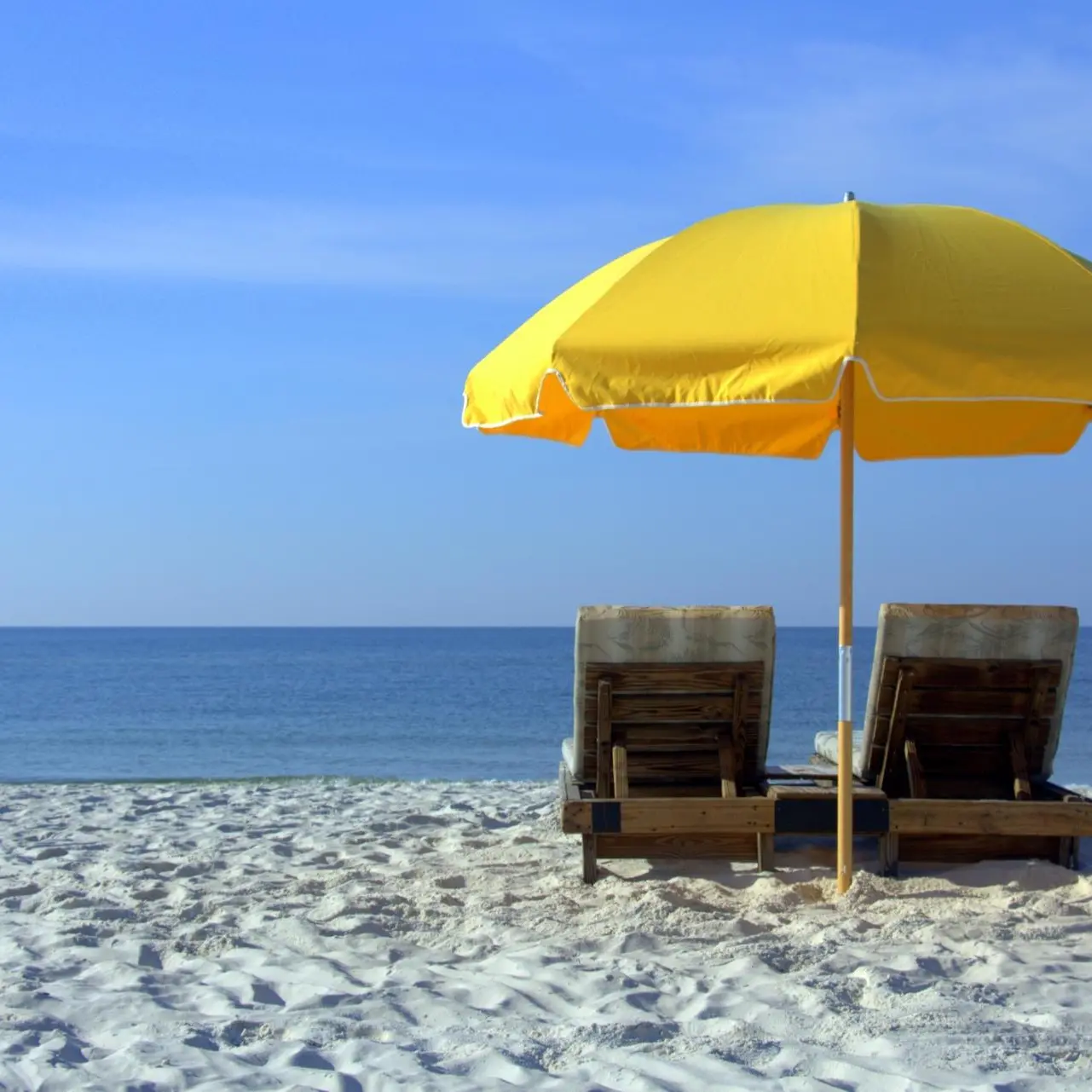 Turismo nel Reggino, oltre i numeri un’estate che lascia più dubbi che certezze: presenze e consumi raccontano due realtà diverse\n