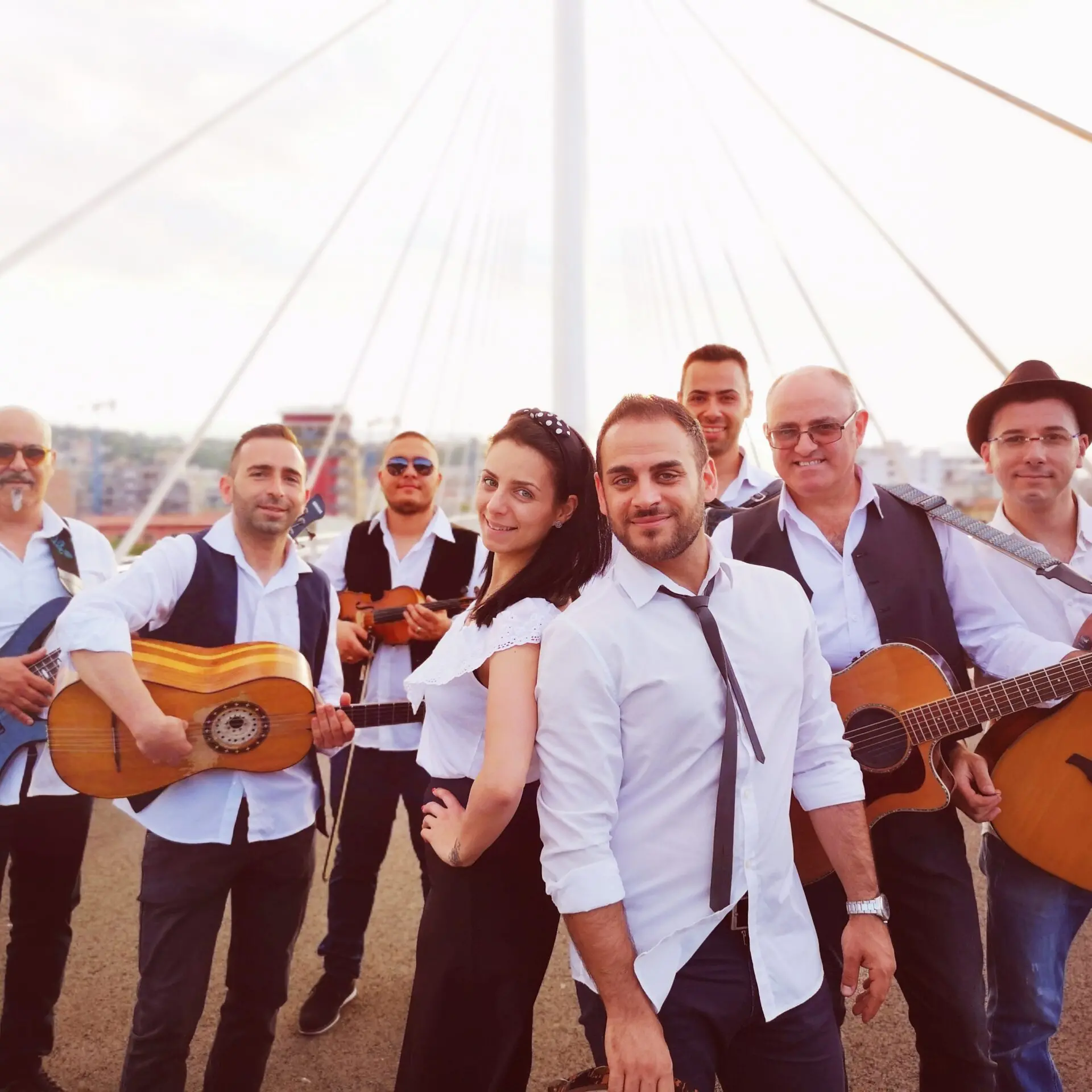 \"A vucata\", le storie delle antiche lavandaie nel nuovo videoclip dell'Hosteria di Giò
