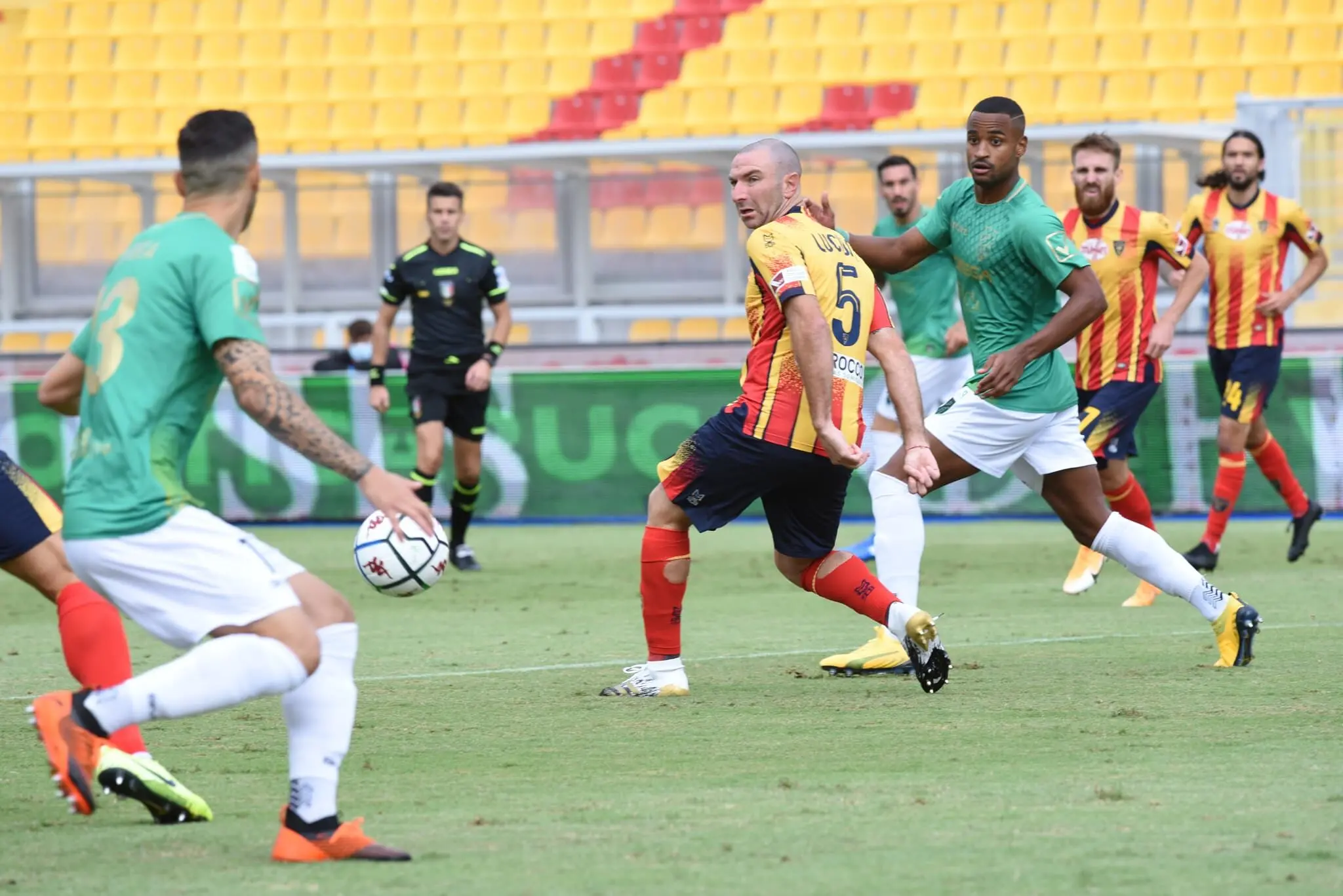 Lecce-Pordenone, tante emozioni ma nessun gol al \"Via del Mare\"